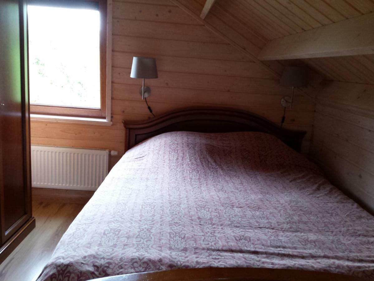 Uberweywertz Gezellige Chalet In Hoge Venen מראה חיצוני תמונה